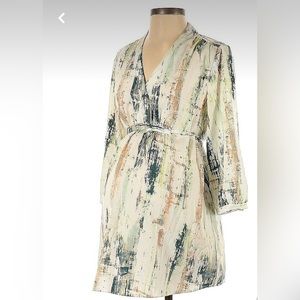 Liz Lange Maternity Watercolor blouse size large